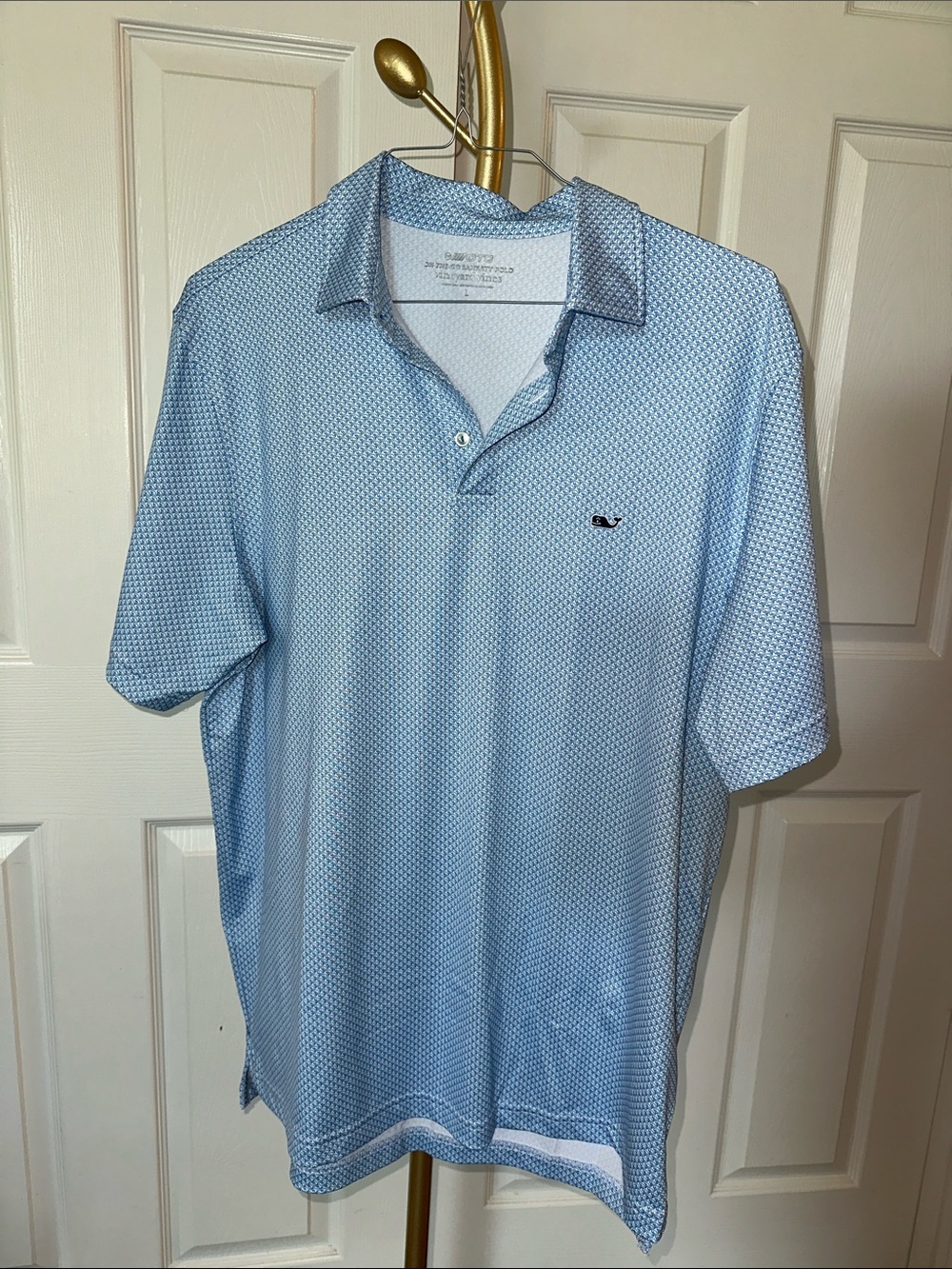 Vineyard Vines On The Go Sankaty Polo blue whale print size L - Picture 2 of 9